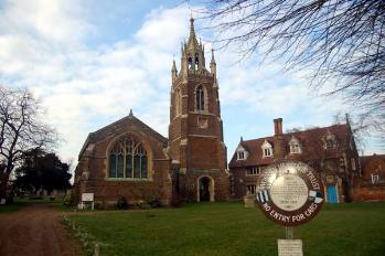old St Marys church and Woburn Lower School Feb 2007